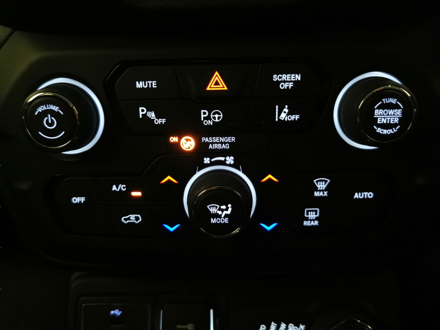 Used Jeep Renegade 2020 for sale - 78061014: Photo 16