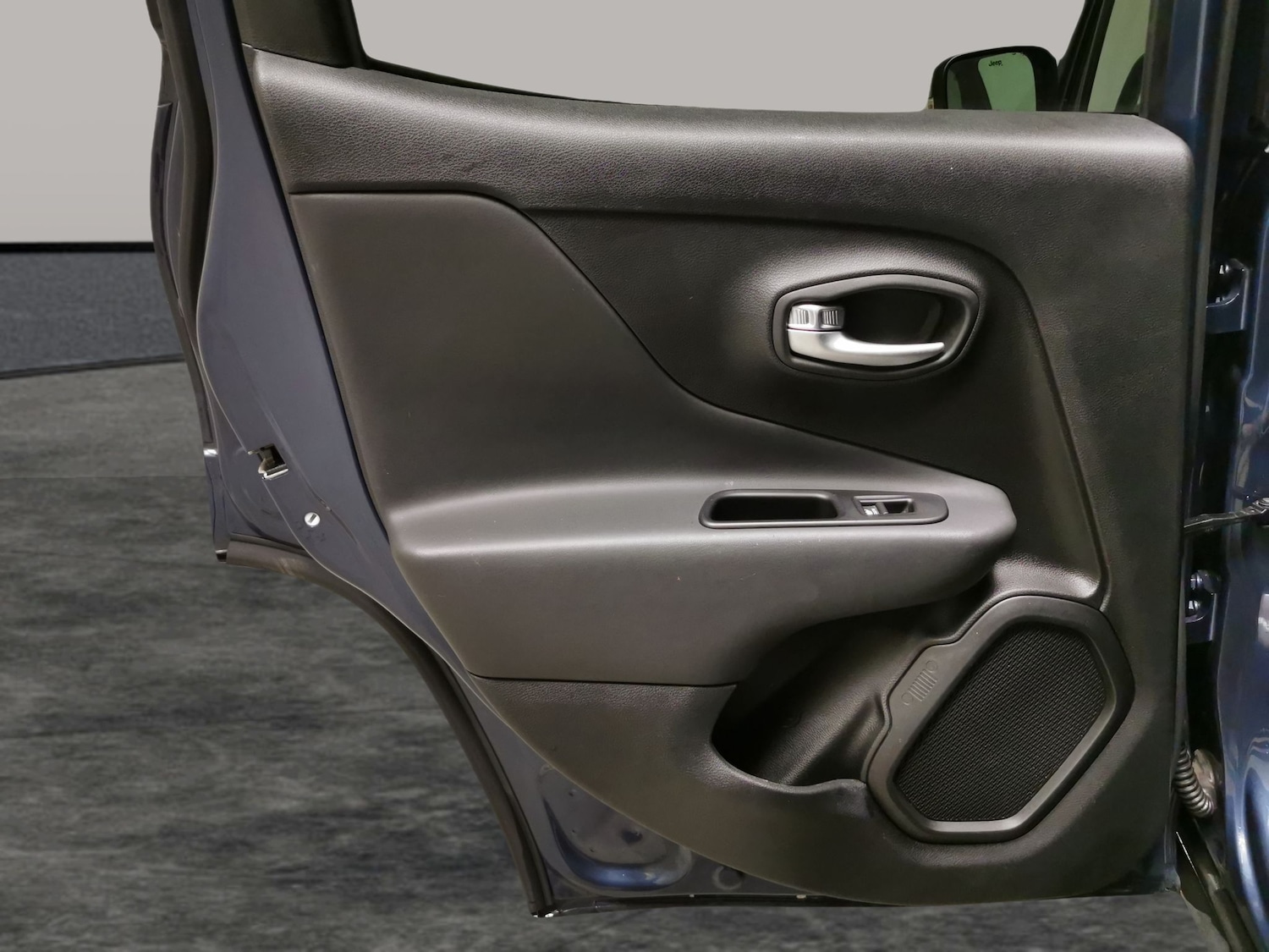 Used Jeep Renegade 2020 for sale - 78061014: Photo 27