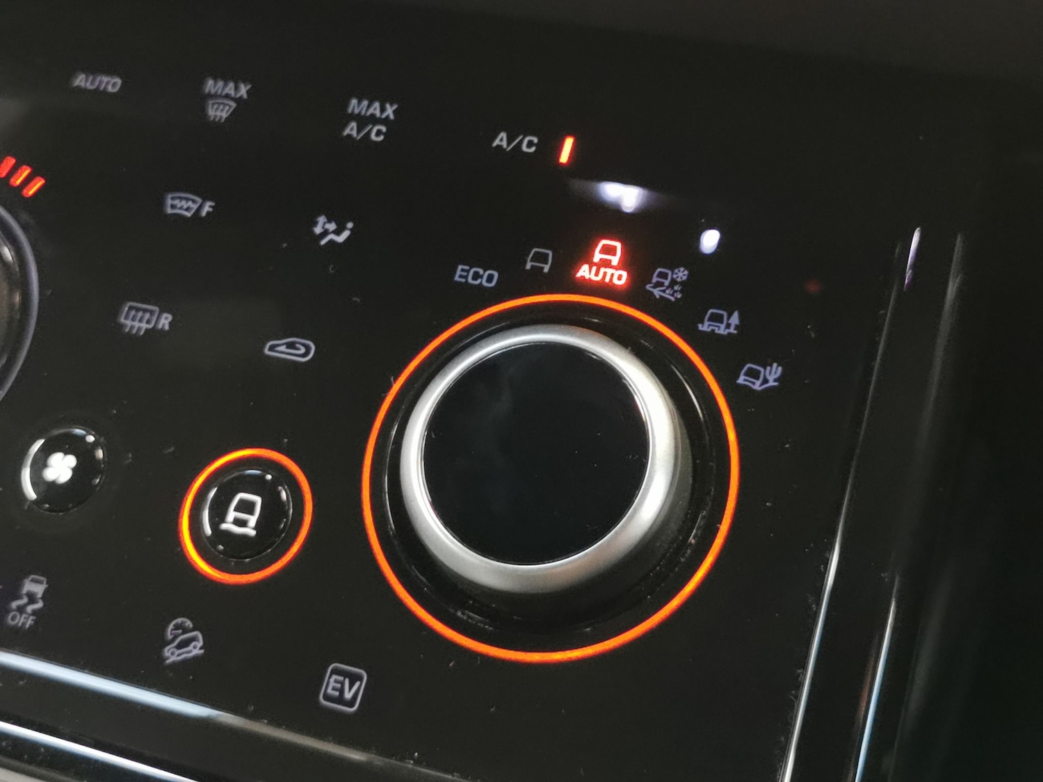 Used Land Rover Range Rover Evoque 2021 for sale - 76704159: Photo 18