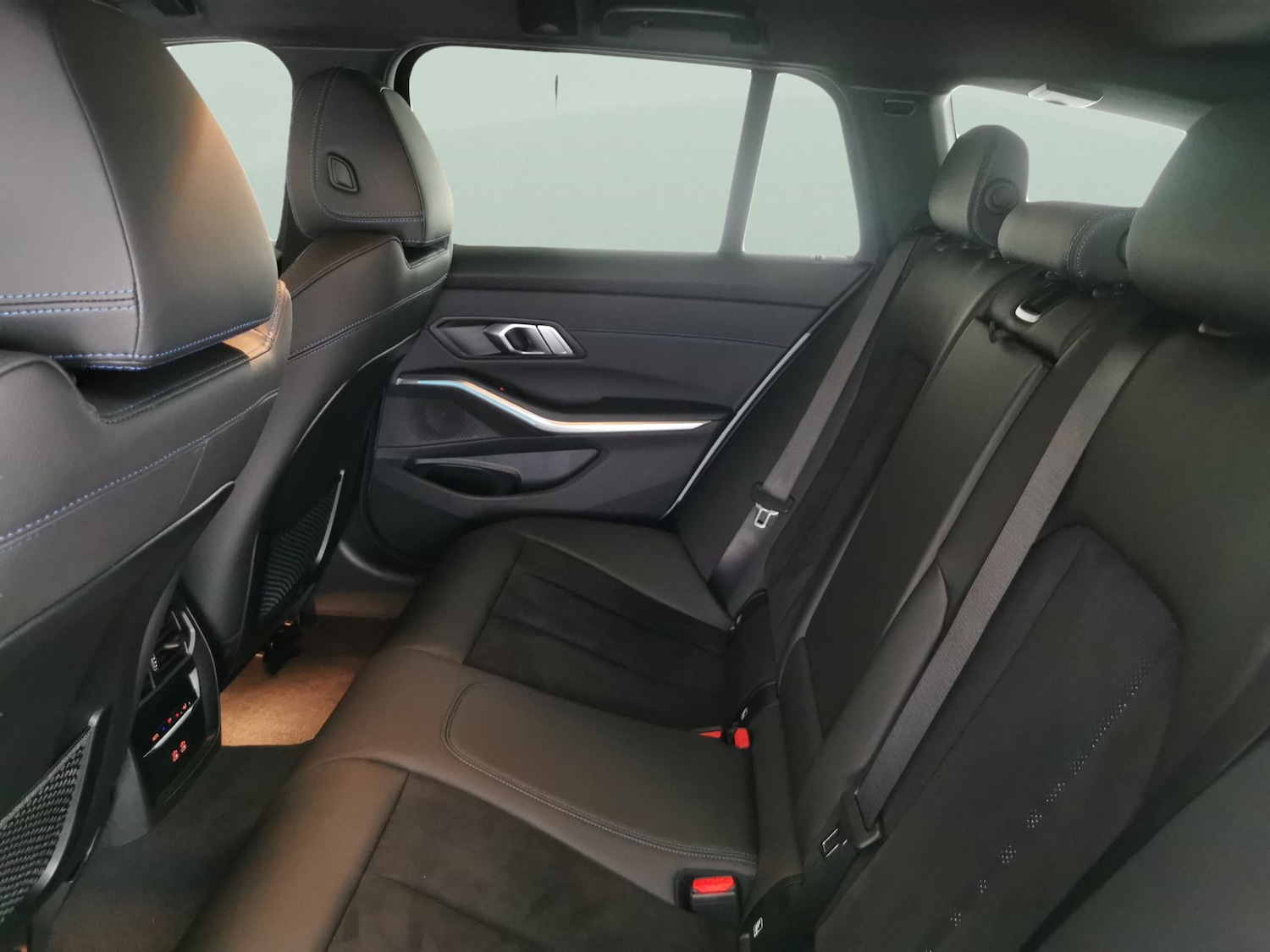 Used BMW 3 Series 2023 for sale - 78180704: Photo 28