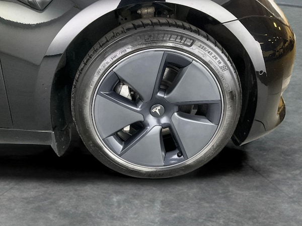 Used Tesla Model 3 2021 for sale - 76274976: Photo 36