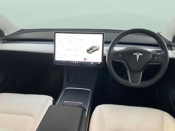 Used Tesla Model 3 2021 for sale - 76274976: Photo 4