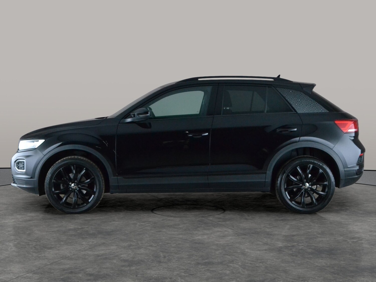 Used Volkswagen T-Roc 2022 for sale - 78075159: Photo 12
