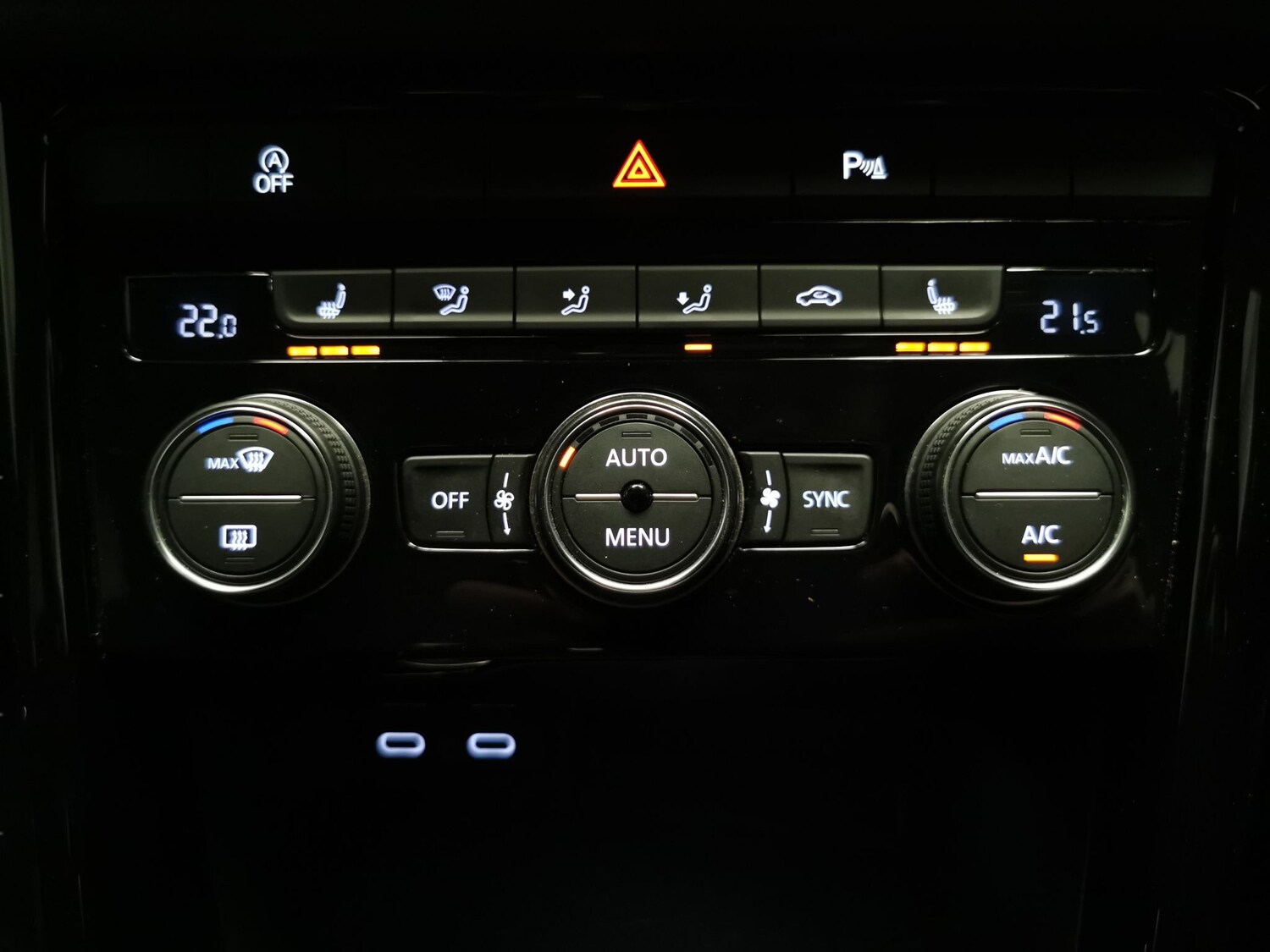 Used Volkswagen T-Roc 2022 for sale - 78075159: Photo 18