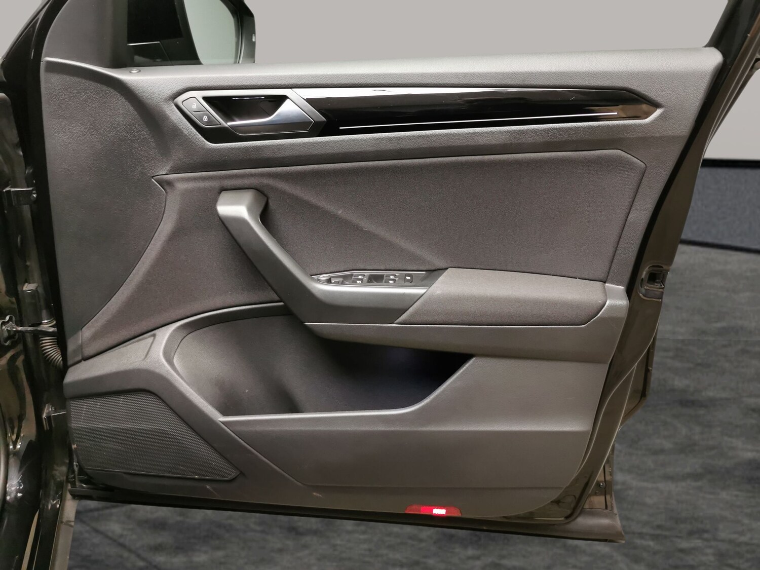 Used Volkswagen T-Roc 2022 for sale - 78075159: Photo 26