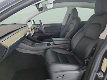 Used Tesla Model Y 2022 for sale - 77946770: Photo