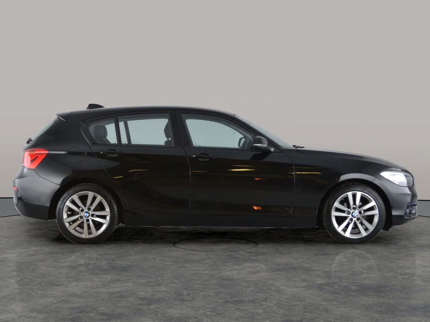 Used BMW 1 Series 2018 for sale - 77775992: Photo 11