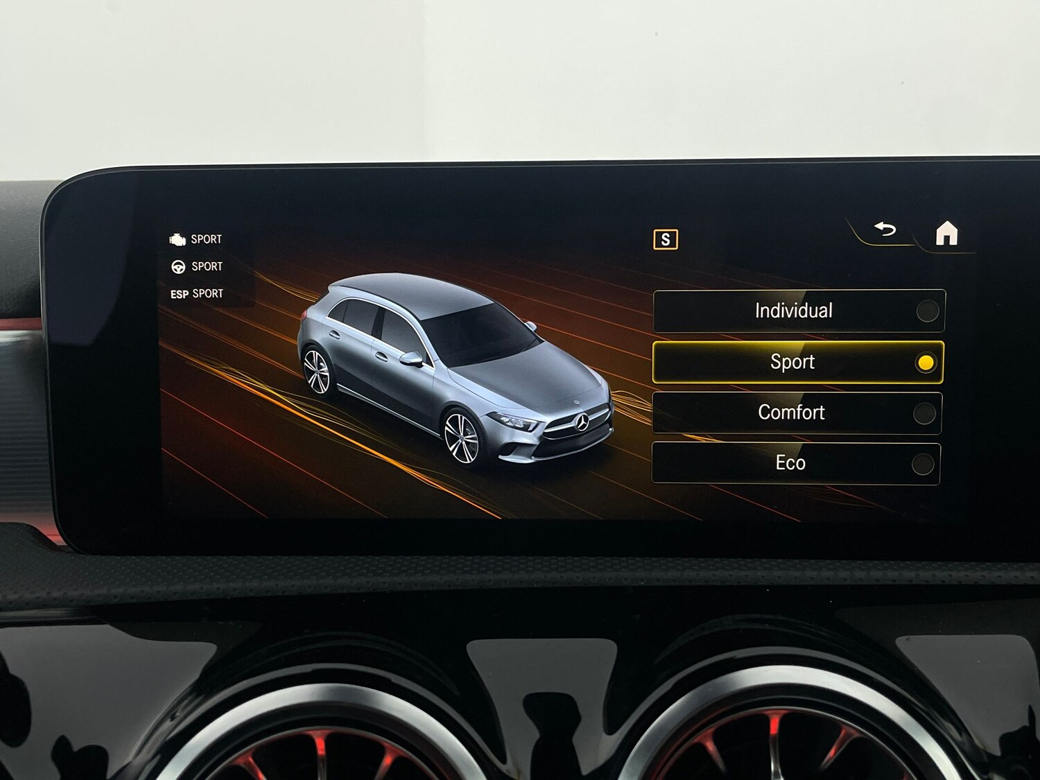 Used Mercedes-Benz A-Class for sale - 77916955: Photo 19