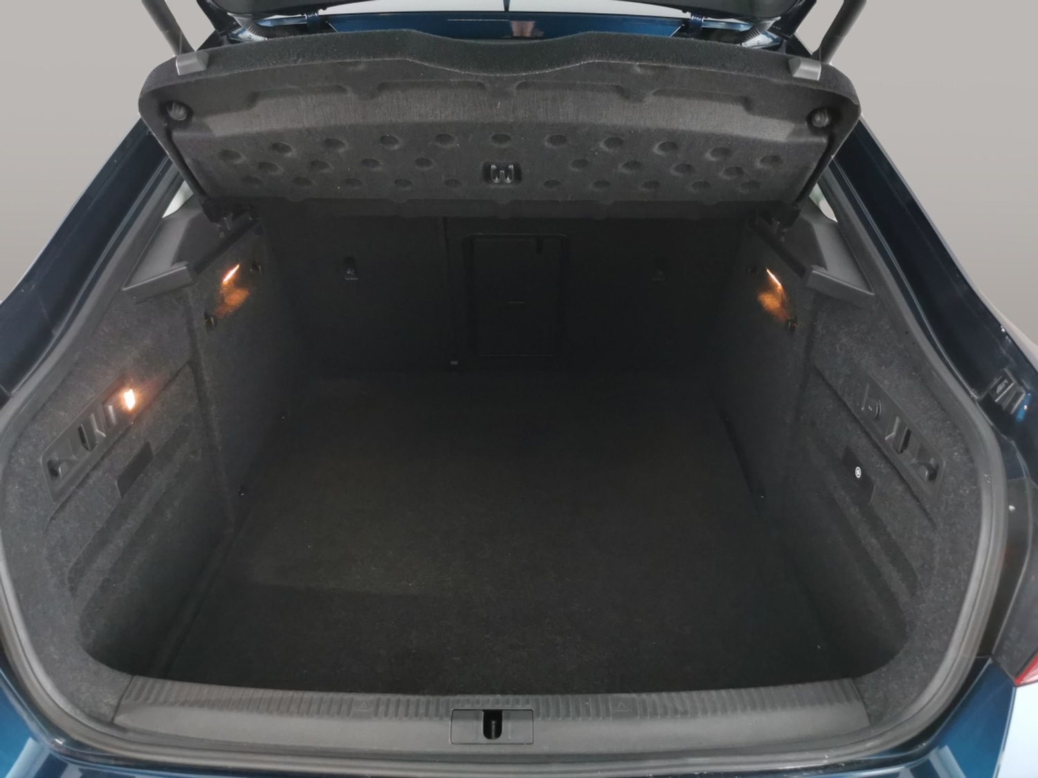 Used Skoda Superb 2018 for sale - 77360891: Photo 35