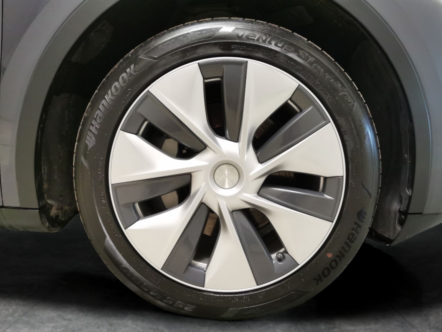 Used Tesla Model Y 2023 for sale - 78028379: Photo 24