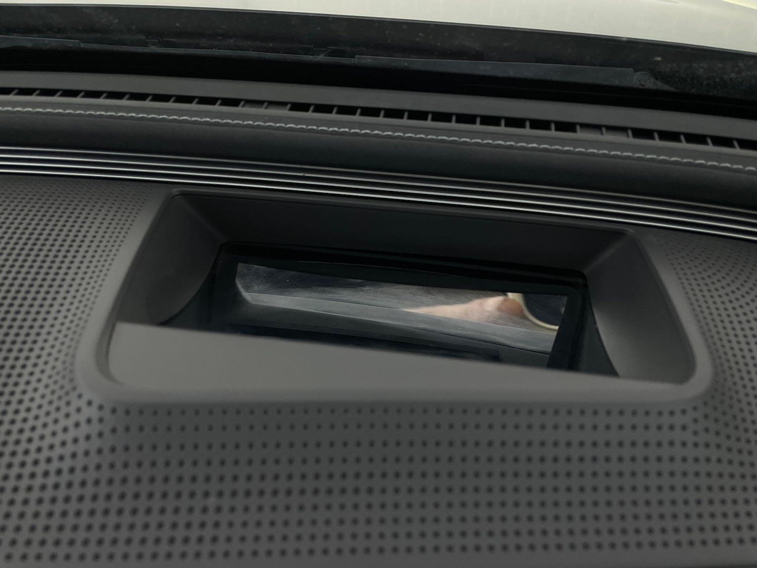 Used Mercedes-Benz EQC 2022 for sale - 77776003: Photo 26