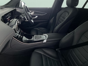 Used Mercedes-Benz EQC 2022 for sale - 77776003: Photo