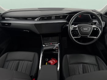 Used Audi e-tron 2022 for sale - 75919928: Photo