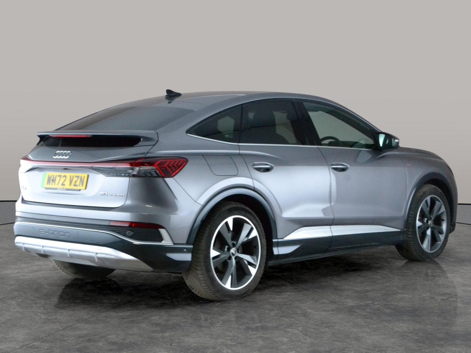 Used Audi Q4 e-tron 2023 for sale - 77771598: Photo 11