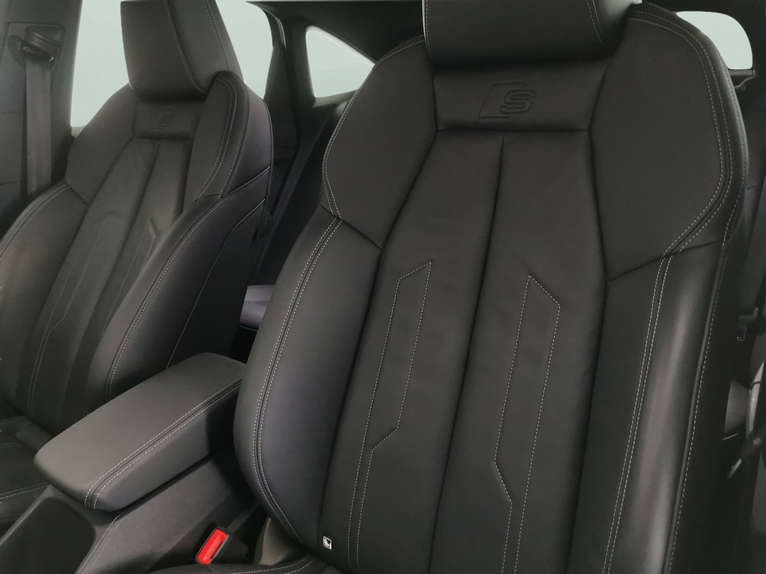 Used Audi Q4 e-tron 2023 for sale - 77771598: Photo 7