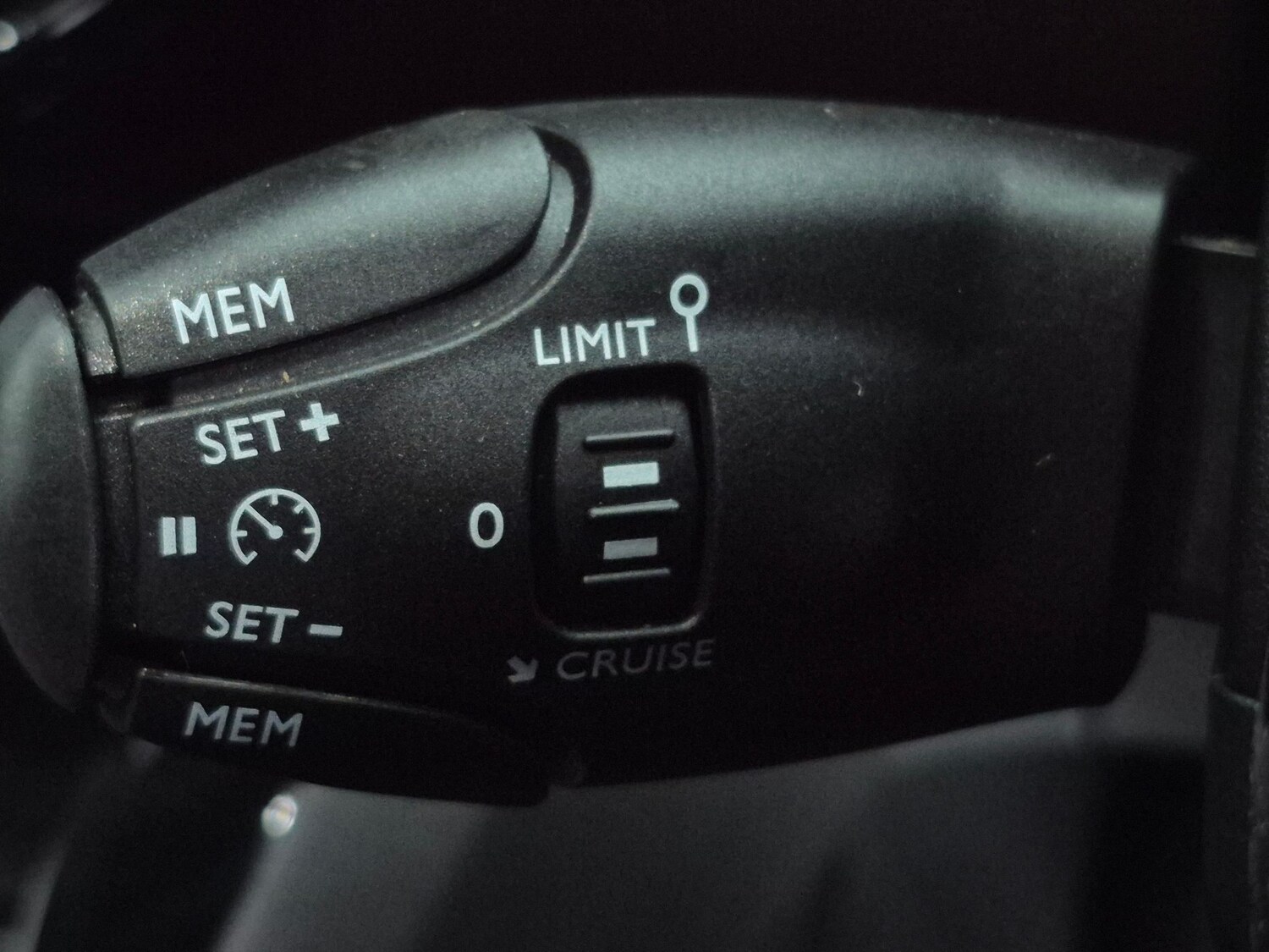 Used Peugeot 2008 2022 for sale - 78140024: Photo 25