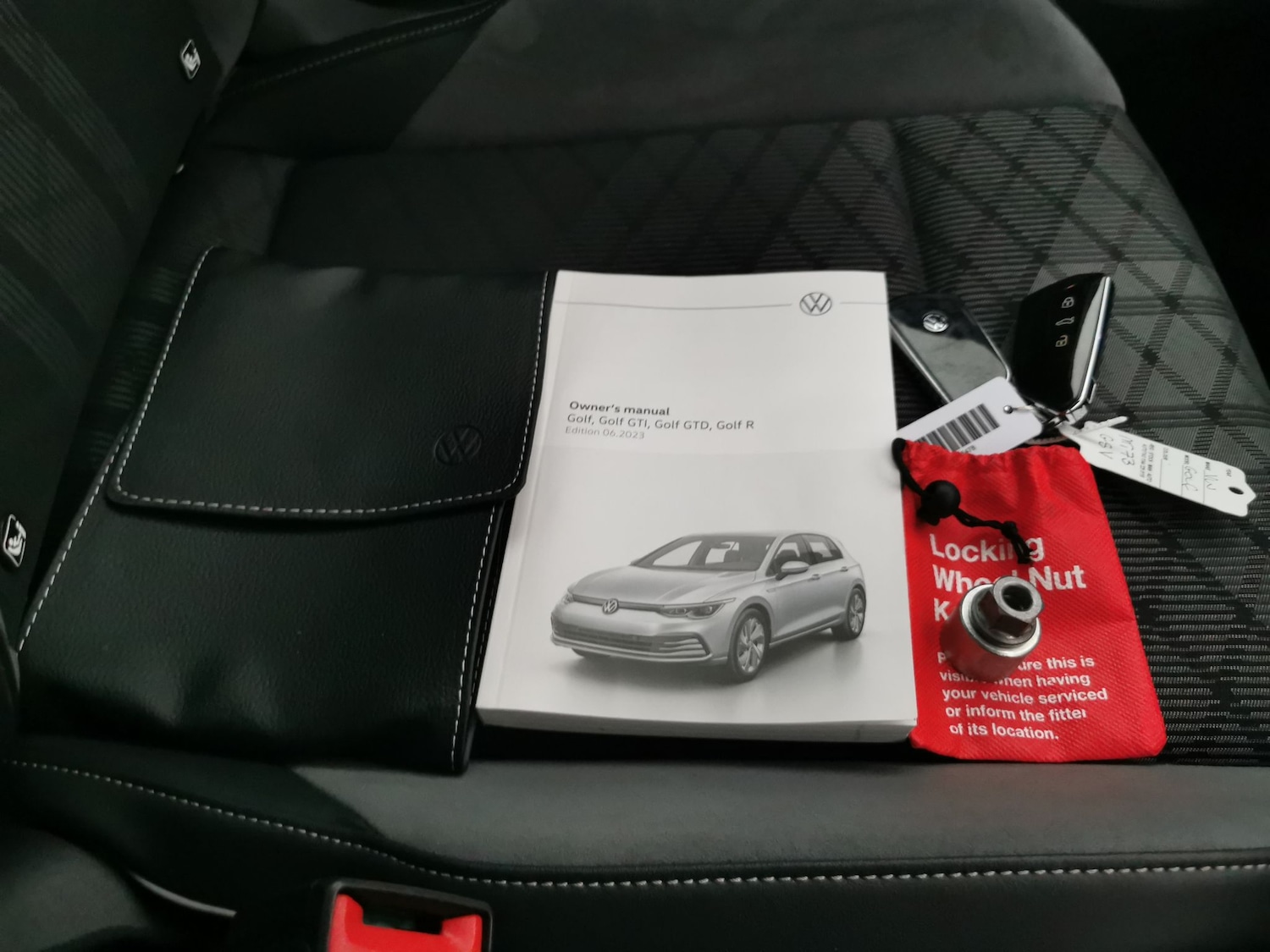 Used Volkswagen Golf 2023 for sale - 76593894: Photo 36