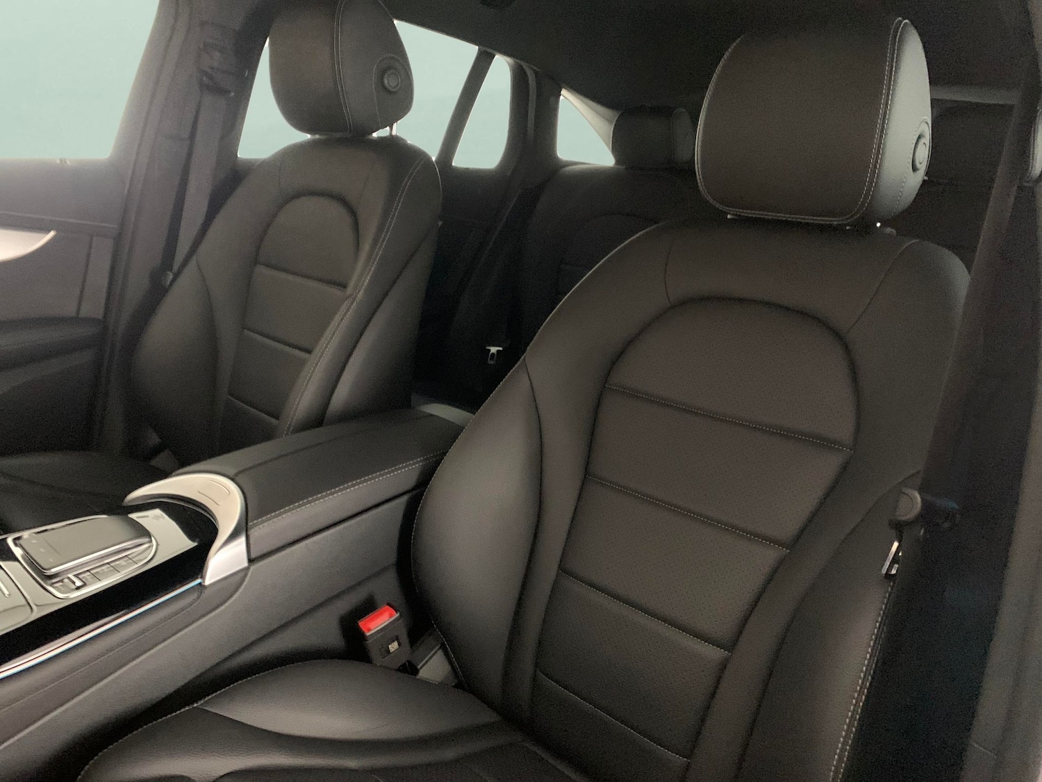 Used Mercedes-Benz EQC 2023 for sale - 76984440: Photo 7