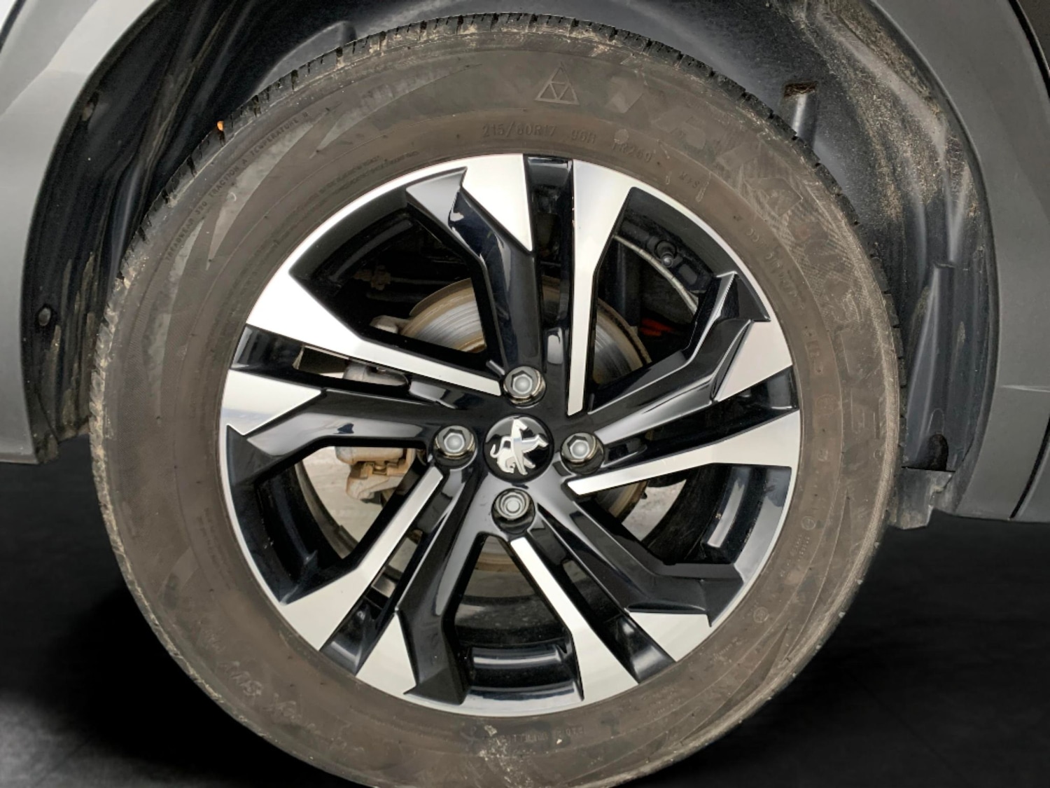 Used Peugeot E-2008 2022 for sale - 77079360: Photo 26