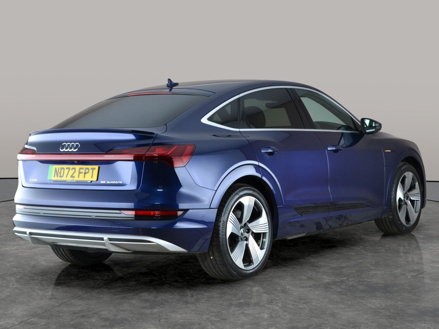 Used Audi e-tron 2022 for sale - 77399430: Photo 11