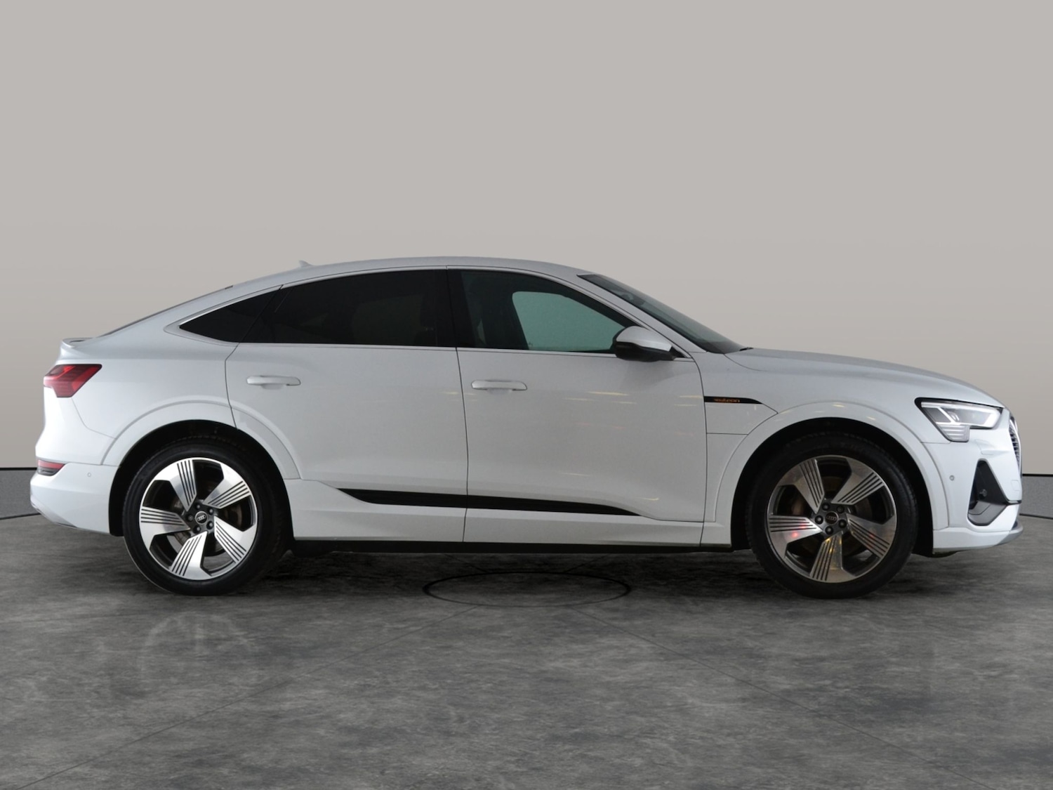 Used Audi e-tron 2022 for sale - 77443145: Photo 12