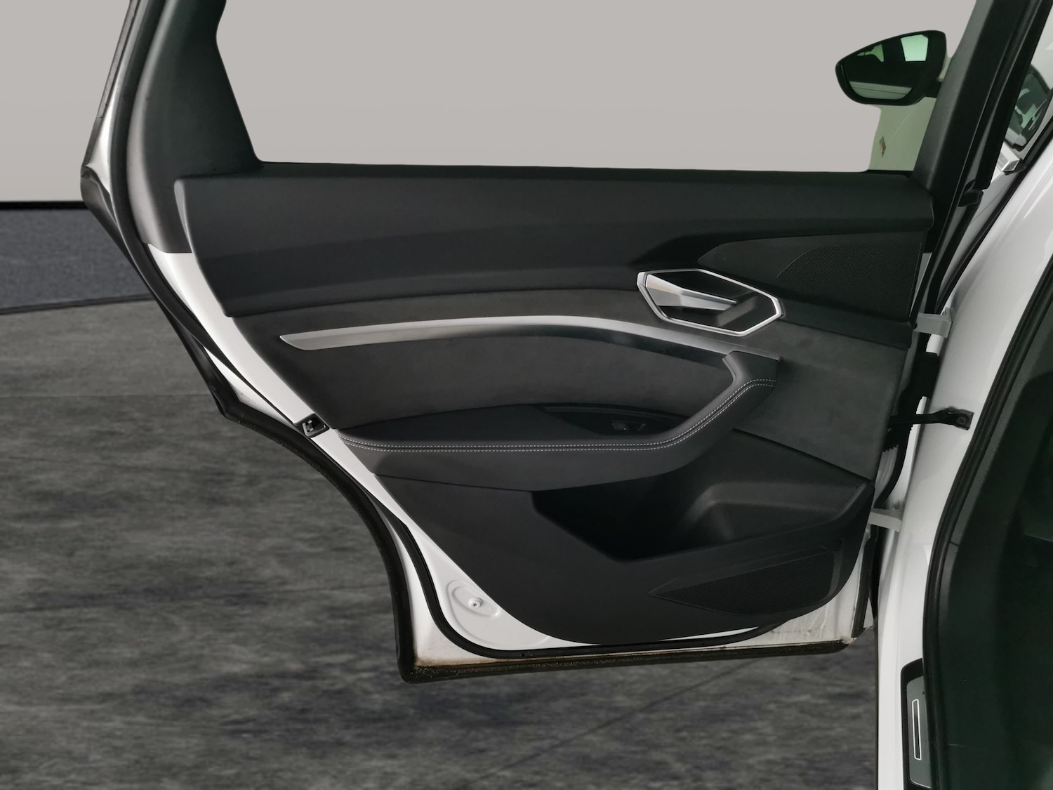 Used Audi e-tron 2022 for sale - 77443145: Photo 33