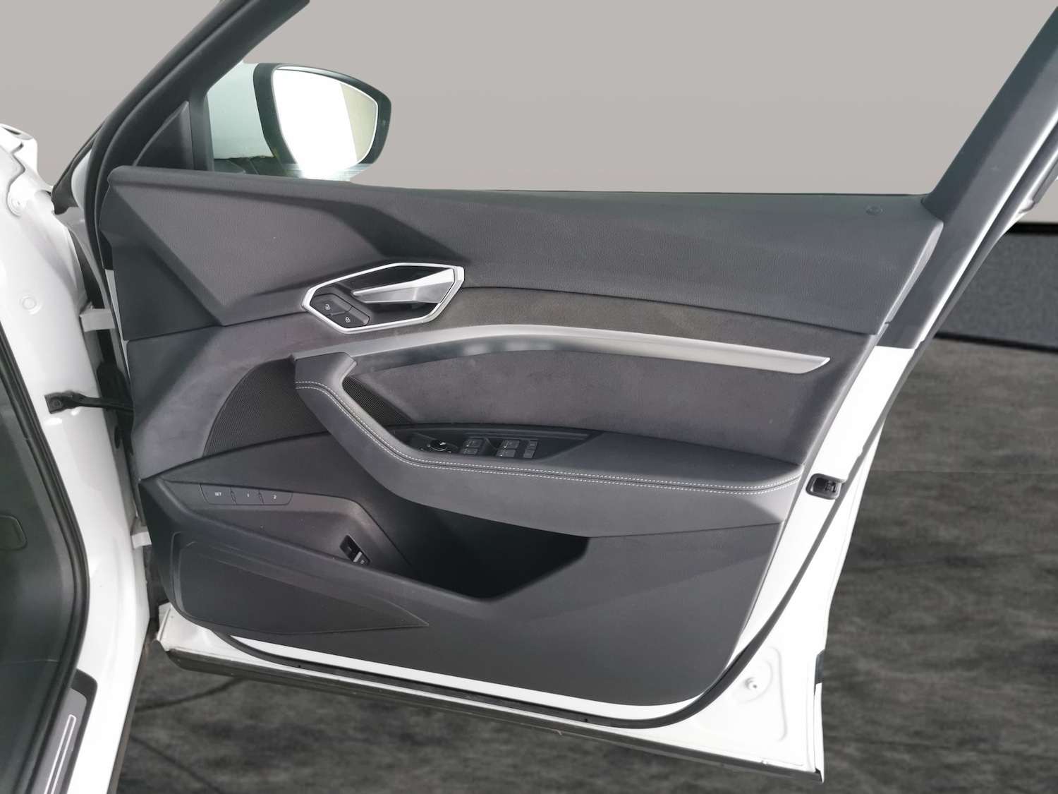 Used Audi e-tron 2022 for sale - 77443145: Photo 34