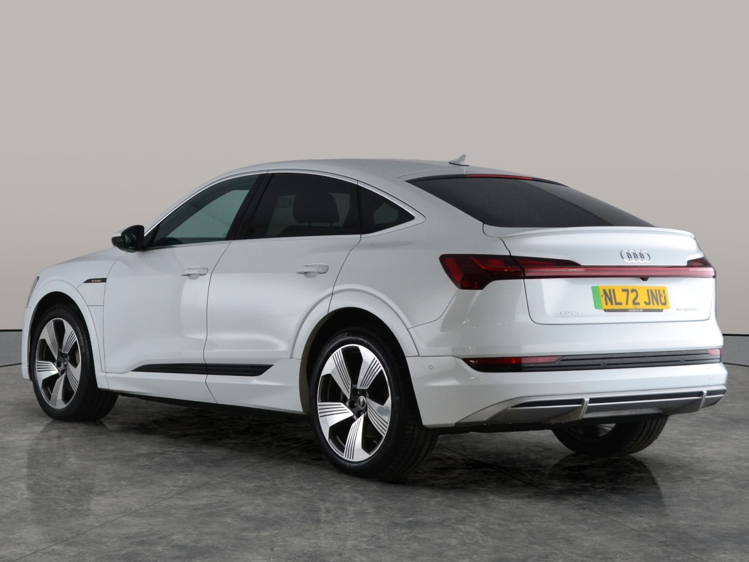 Used Audi e-tron 2022 for sale - 77443145: Photo 9