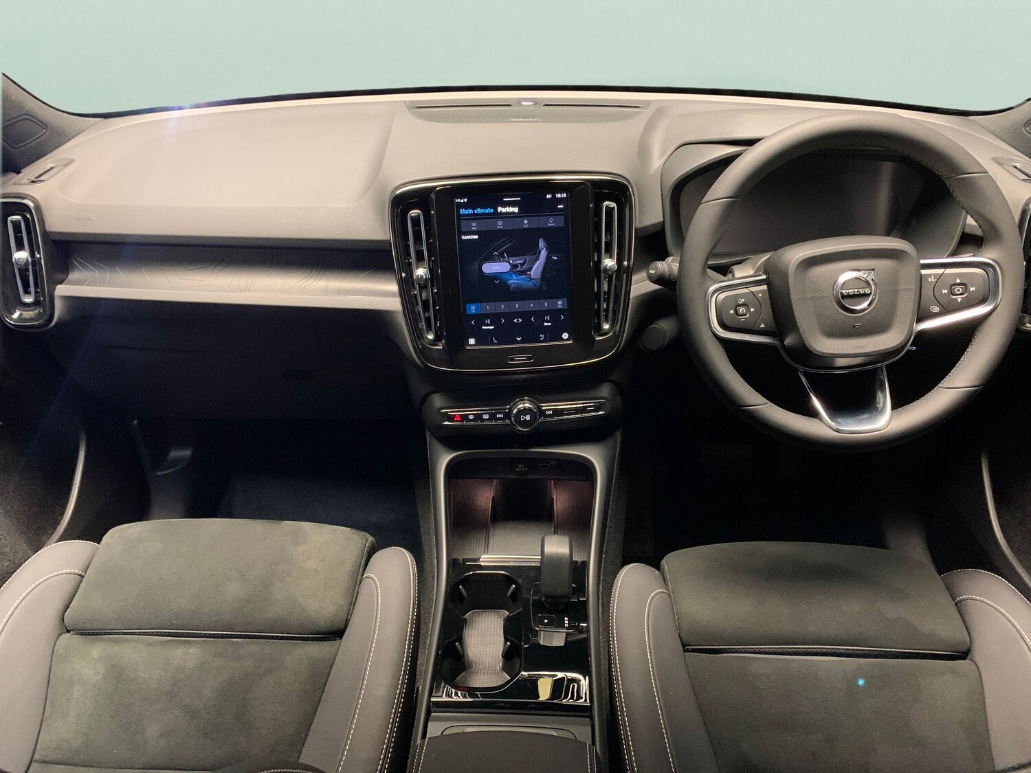 Used Volvo XC40 2022 for sale - 77447793: Photo 8