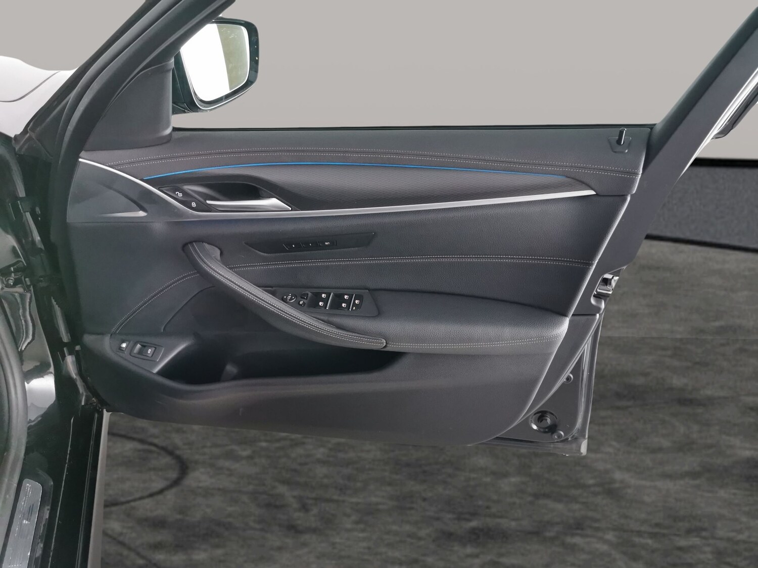 Used BMW 5 Series 2022 for sale - 77660748: Photo 30