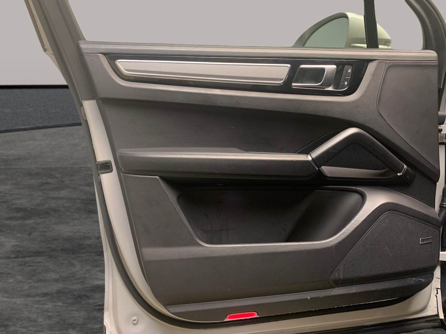 Used Porsche Cayenne 2022 for sale - 77701736: Photo 28