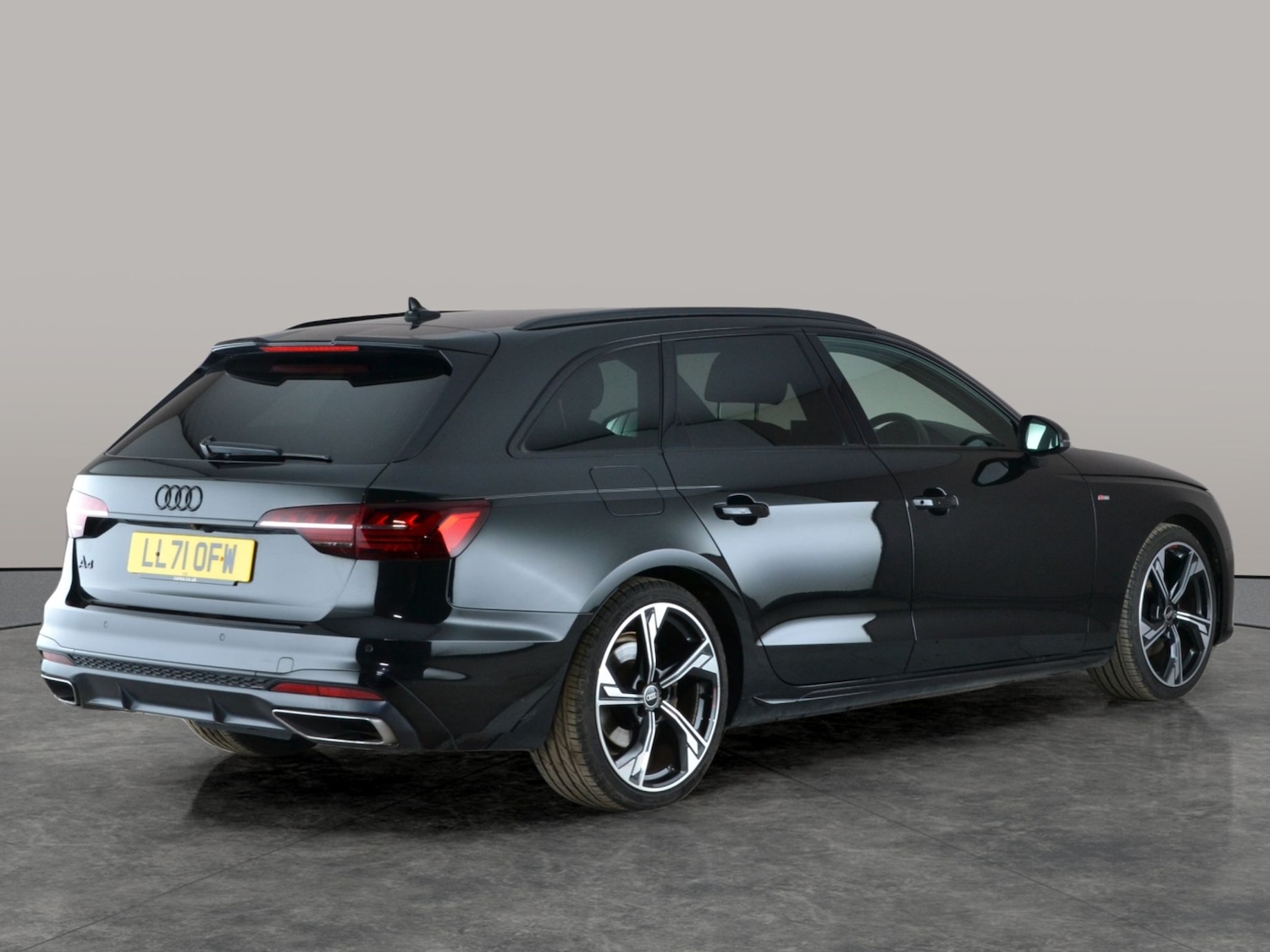 Used Audi A4 2022 for sale - 77063704: Photo 10