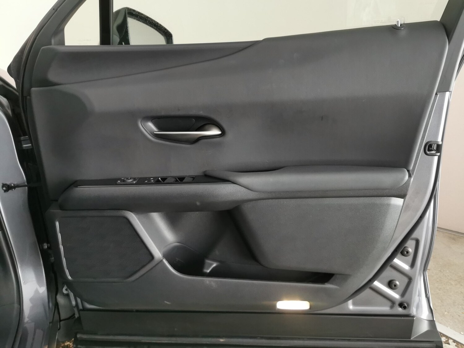 Used Lexus UX 2023 for sale - 77563527: Photo 27