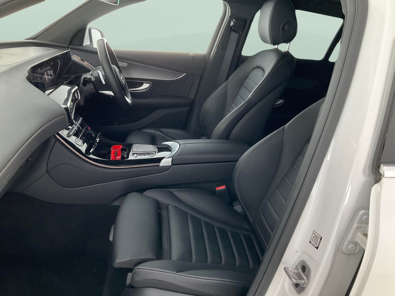 Used Mercedes-Benz EQC 2022 for sale - 76428492: Photo 6