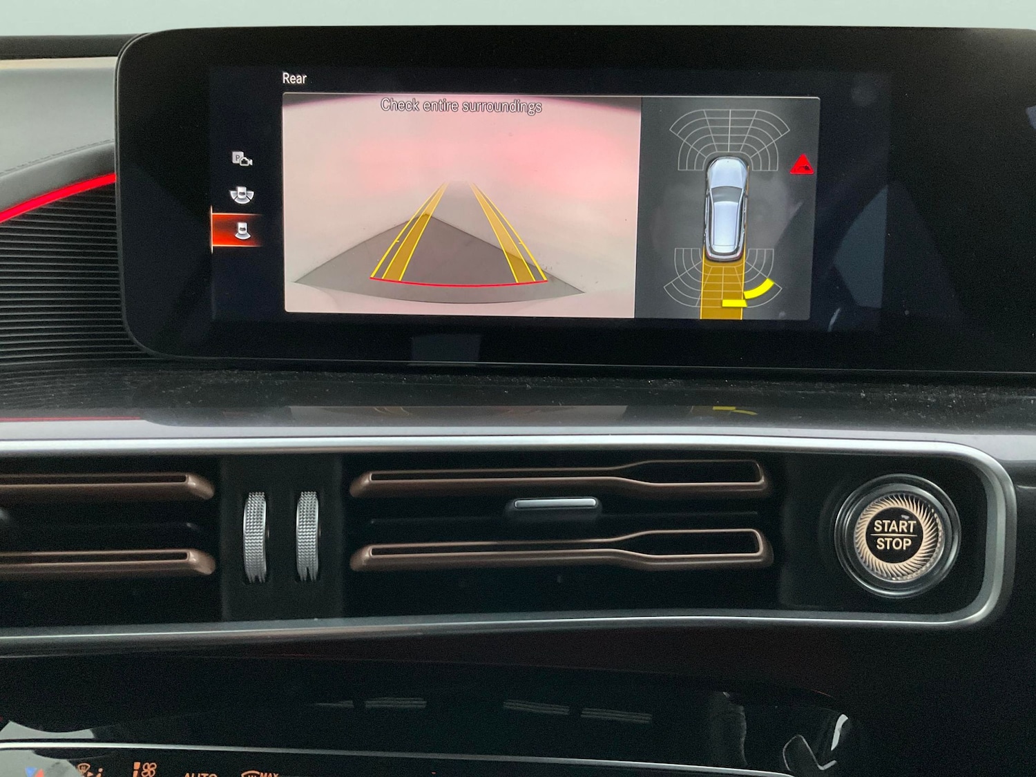 Used Mercedes-Benz EQC 2022 for sale - 76428492: Photo 9