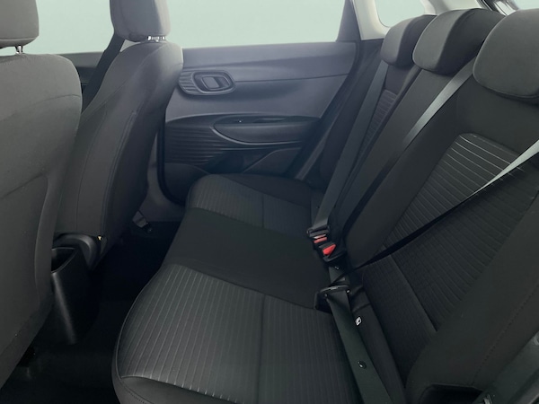 Used Hyundai i20 2022 for sale - 76303116: Photo 33