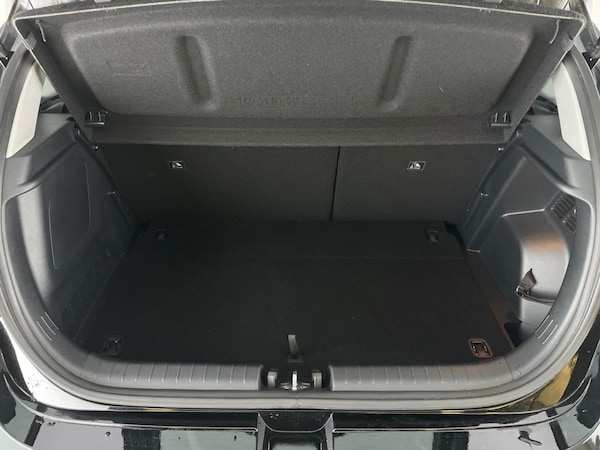 Used Hyundai i20 2022 for sale - 76303116: Photo 39