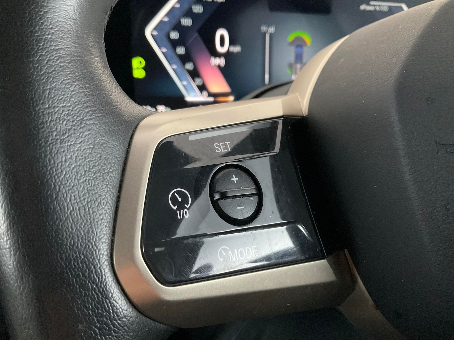 Used BMW iX 2022 for sale - 76342369: Photo 33