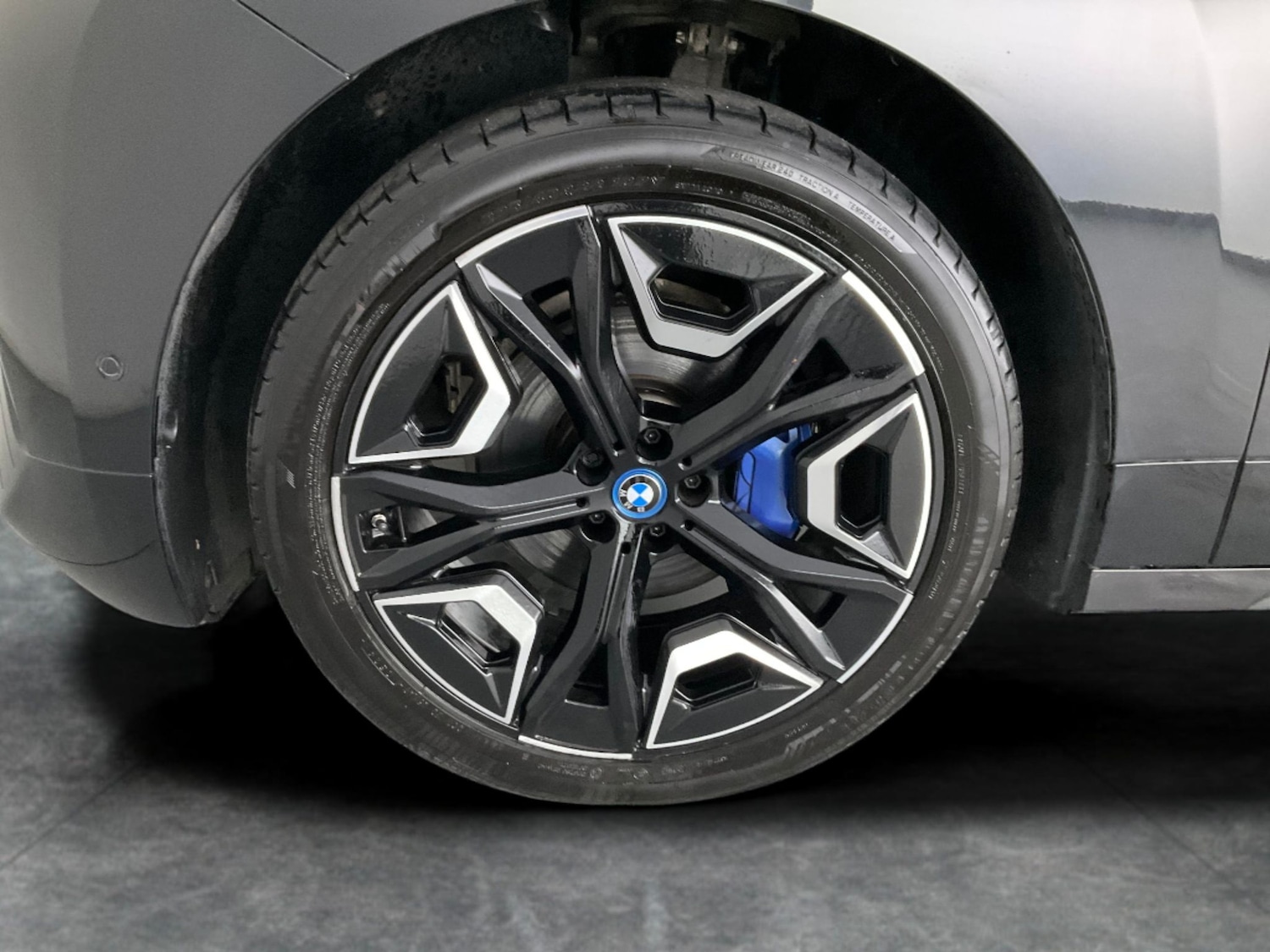 Used BMW iX 2022 for sale - 76342369: Photo 37