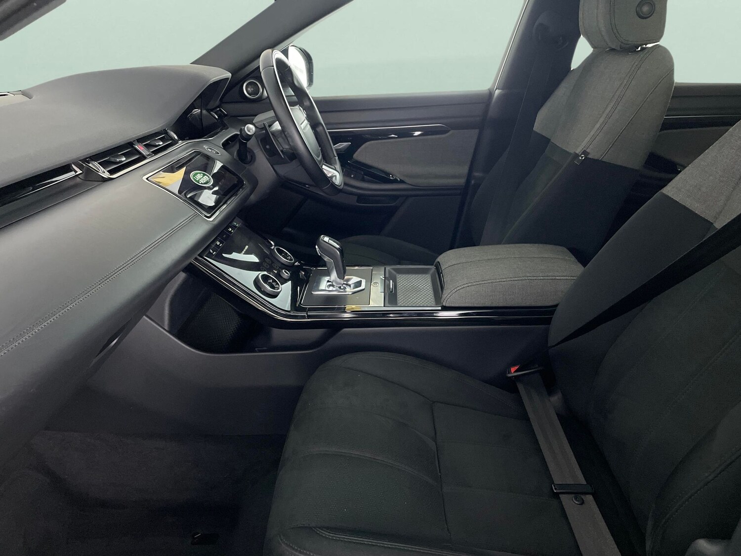 Used Land Rover Range Rover Evoque 2020 for sale - 76636316: Photo 4