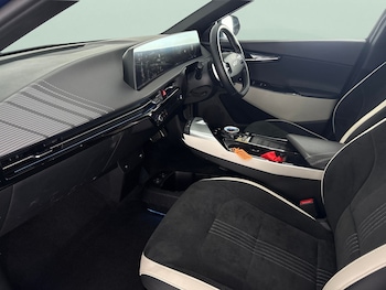 Used Kia EV6 2022 for sale - 77493057: Photo