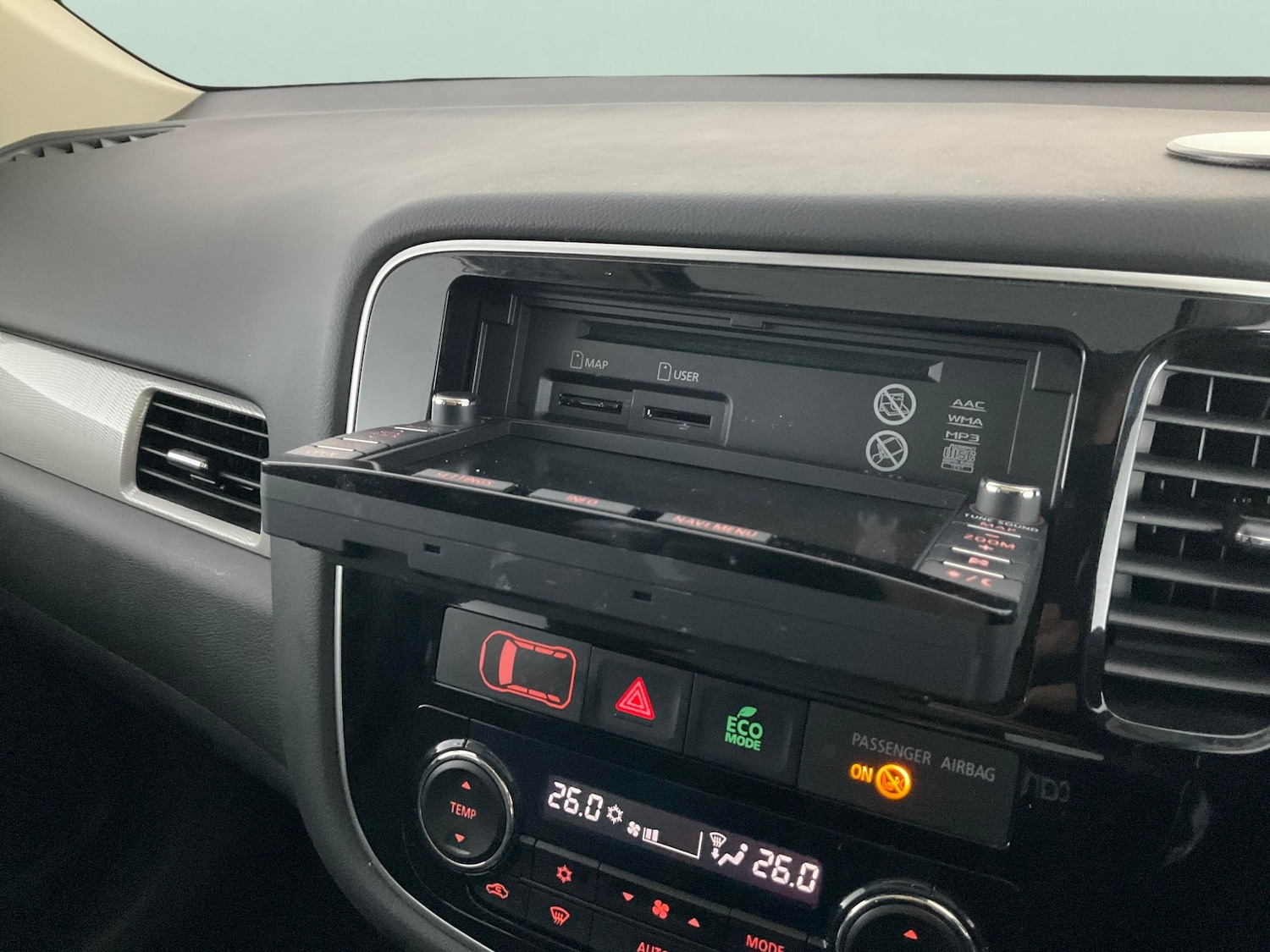 Used Mitsubishi Outlander 2015 for sale - 76845849: Photo 16