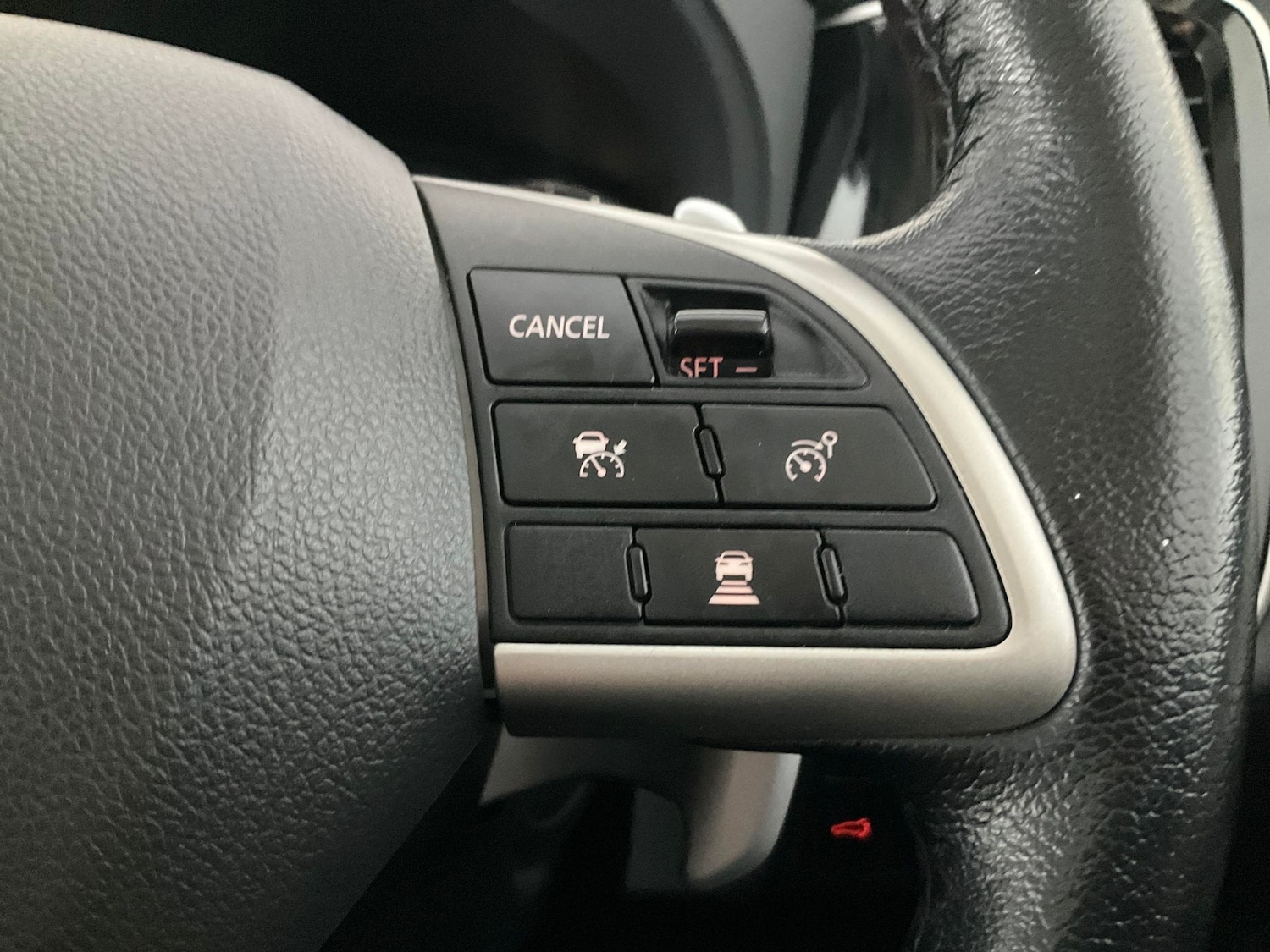 Used Mitsubishi Outlander 2015 for sale - 76845849: Photo 22