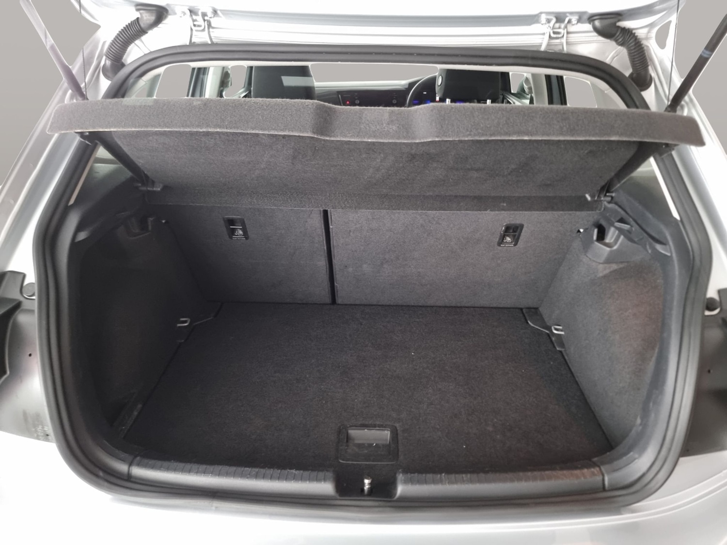 Used Volkswagen Polo 2022 for sale - 77013285: Photo 31