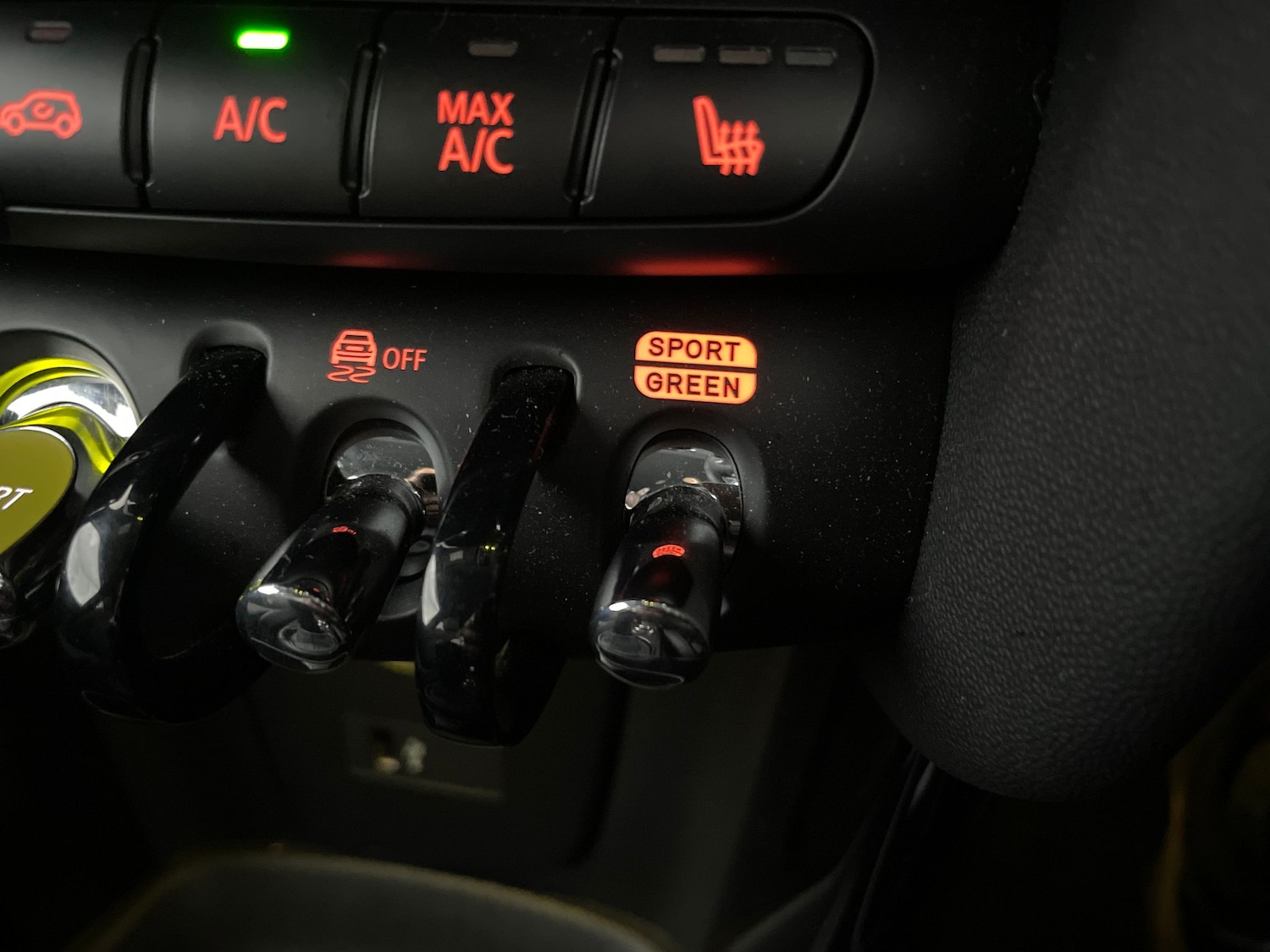 Used MINI Electric Hatch 2022 for sale - 76960477: Photo 18