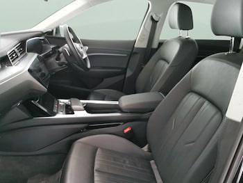 Used Audi e-tron 2022 for sale - 77691330: Photo