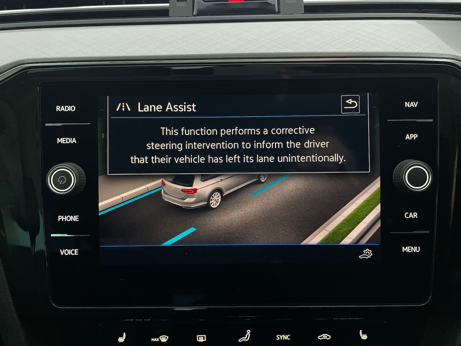 Used Volkswagen Passat 2021 for sale - 77102840: Photo 26