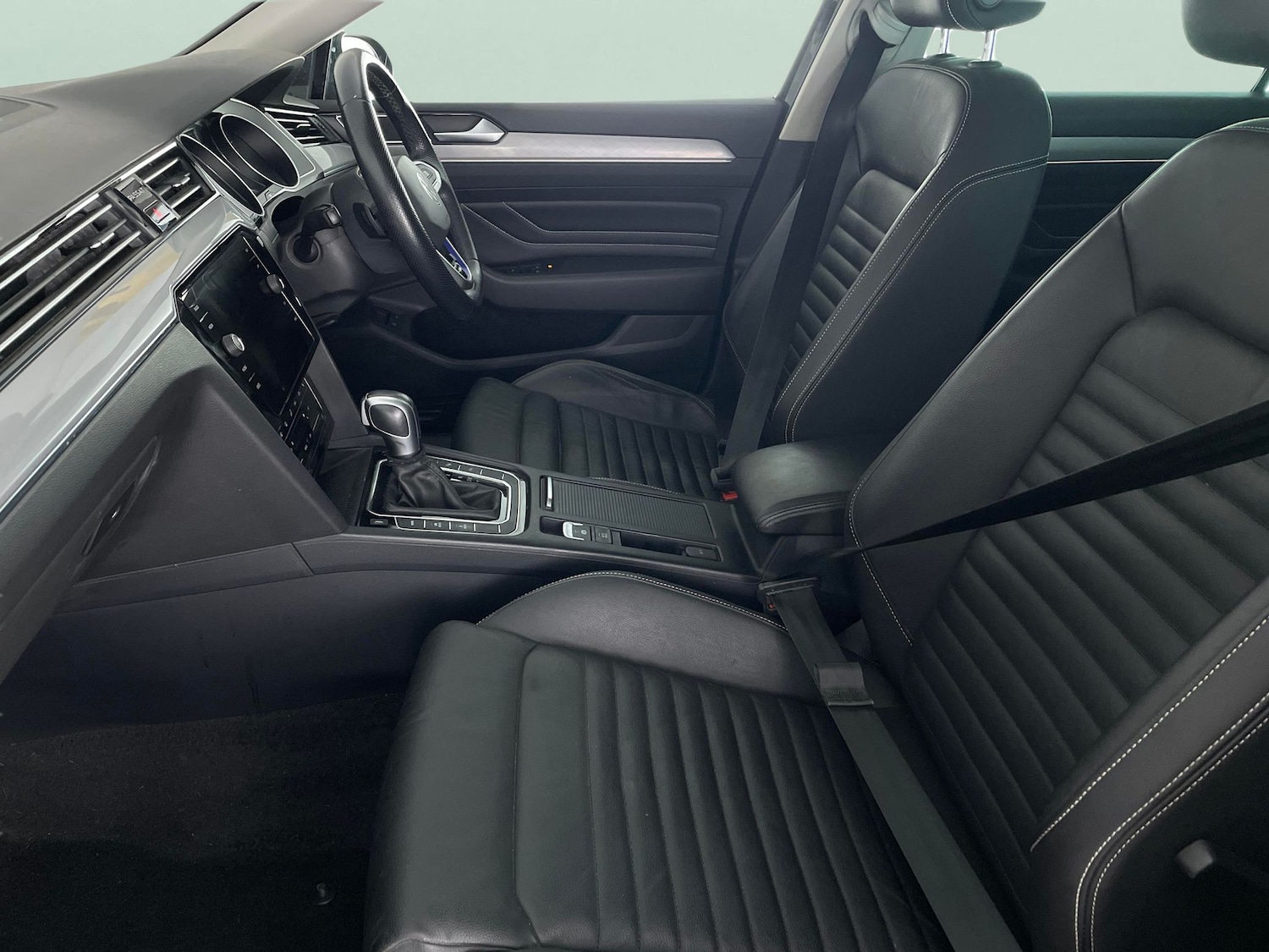 Used Volkswagen Passat 2021 for sale - 77102840: Photo 4