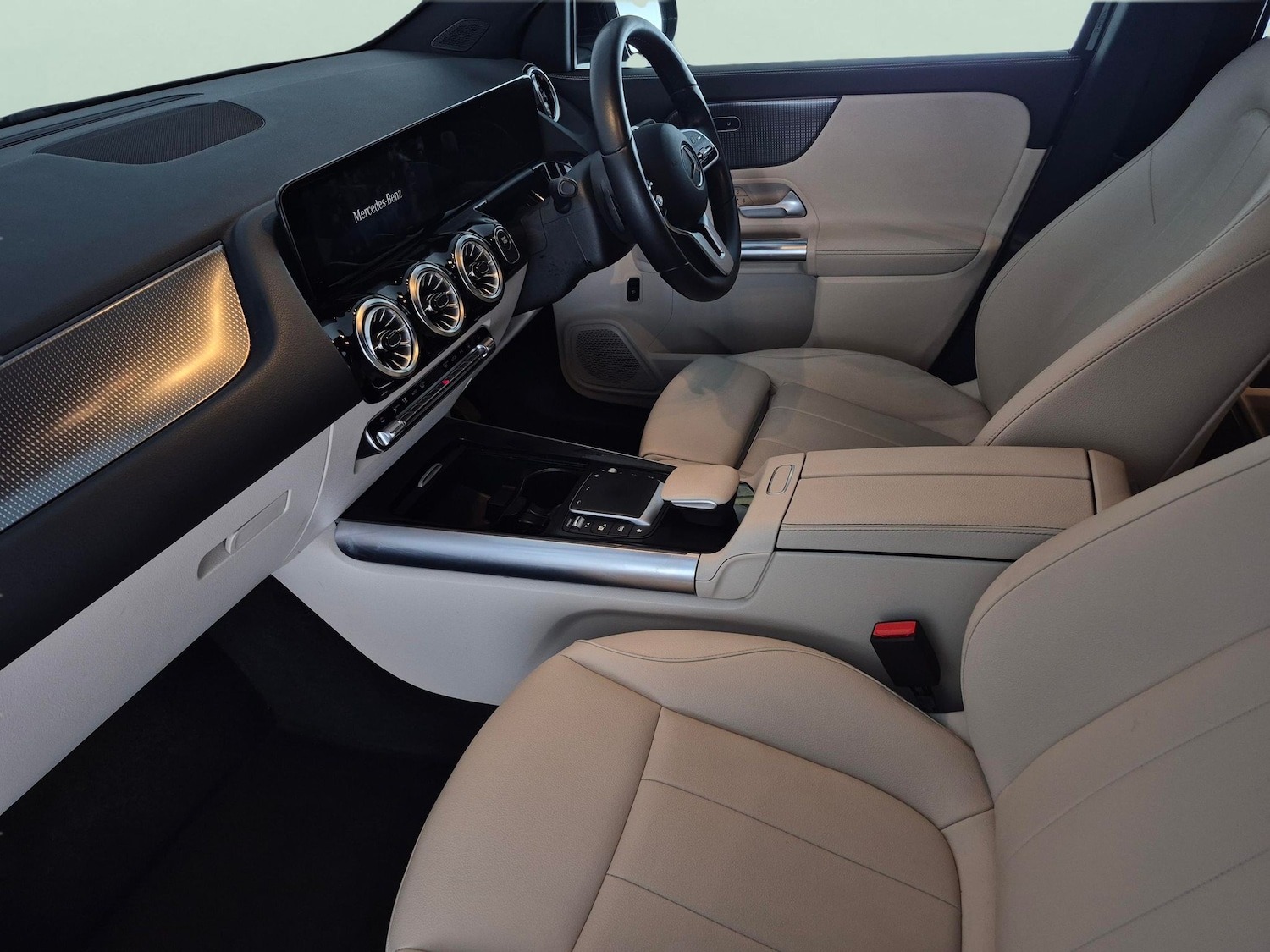 Used Mercedes-Benz EQA 2022 for sale - 77934730: Photo 4