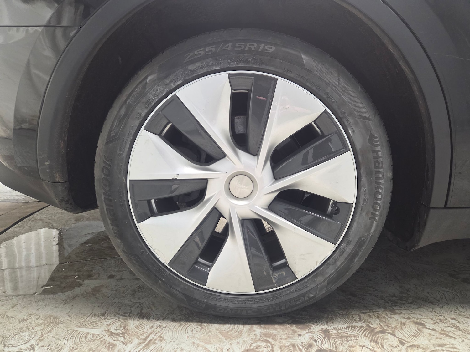 Used Tesla Model Y 2022 for sale - 77256845: Photo 22